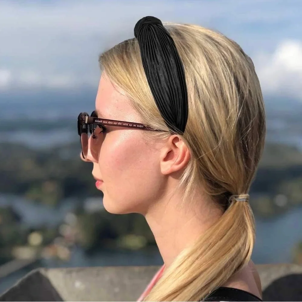 NOLLIA Satin Black Twist Headband
